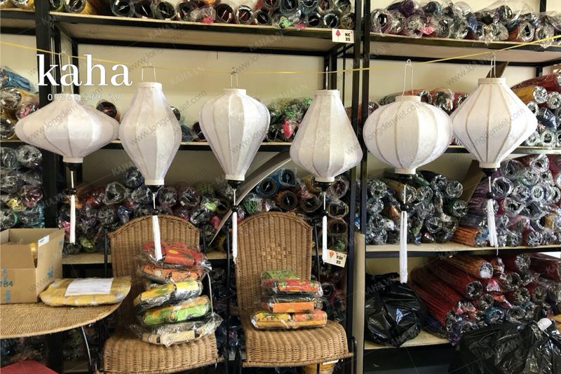 Đèn lồng Hội An trang trí nhà thờ Tổ — LongDenViet xưởng Tân Phú TP.HCM