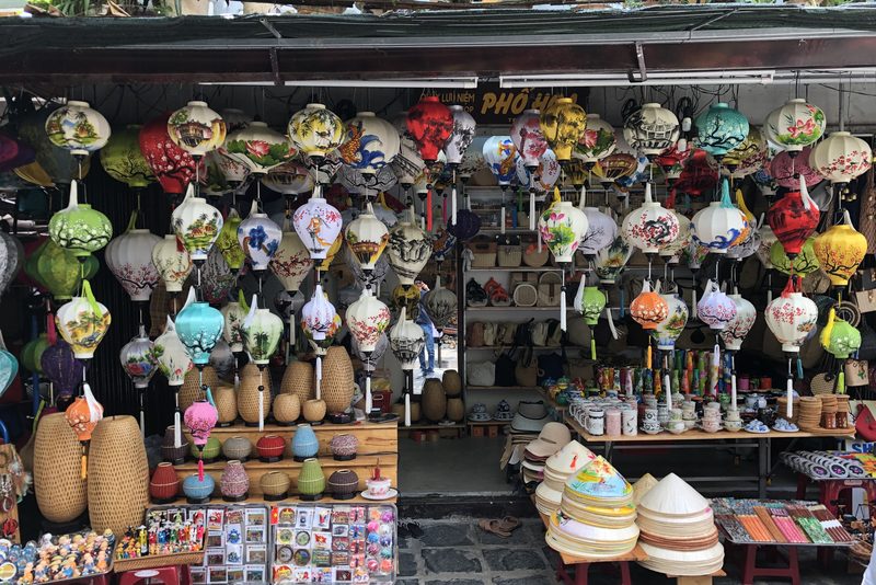 Đèn Lồng TP.Hồ Chí Minh Mua Ở Đâu Giá Gốc Uy Tín 2025 — LongDenViet xưởng Tân Phú TP.HCM