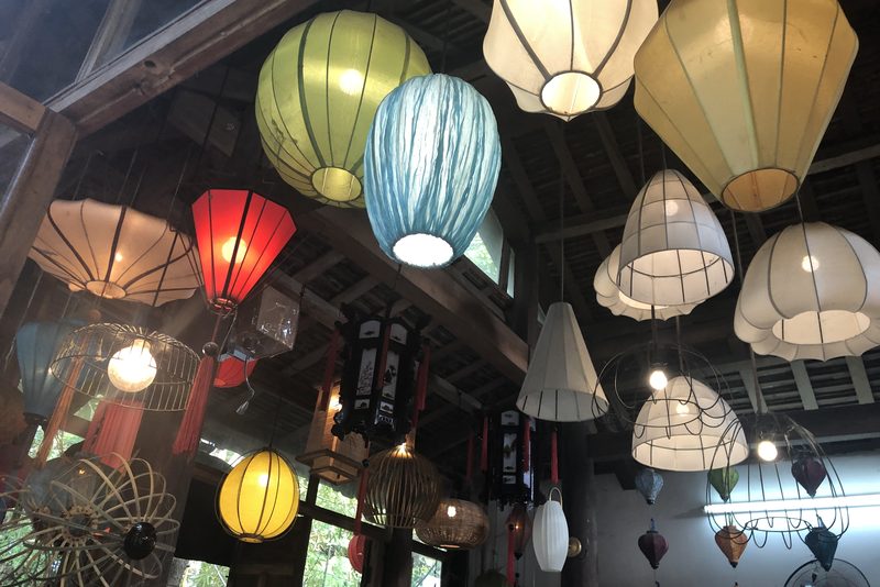 đèn lồng trang trí bệnh viện spa — LongDenViet xưởng Tân Phú TP.HCM