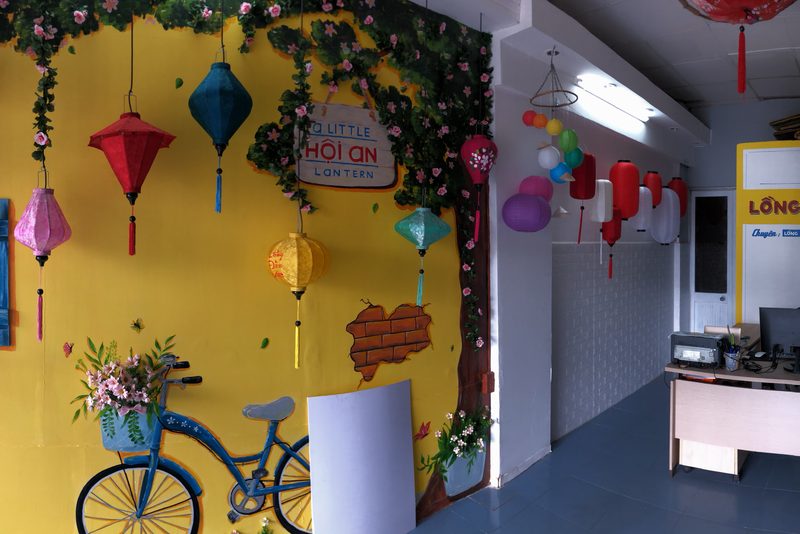 đèn lồng trang trí phố đi bộ — LongDenViet xưởng Tân Phú TP.HCM