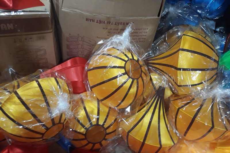 đèn lồng trang trí quán ăn vỉa hè — LongDenViet xưởng Tân Phú TP.HCM