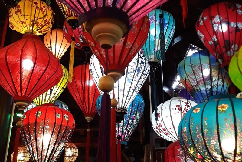 Đèn lồng vẽ tranh trang trí sự kiện — LongDenViet xưởng Tân Phú TP.HCM