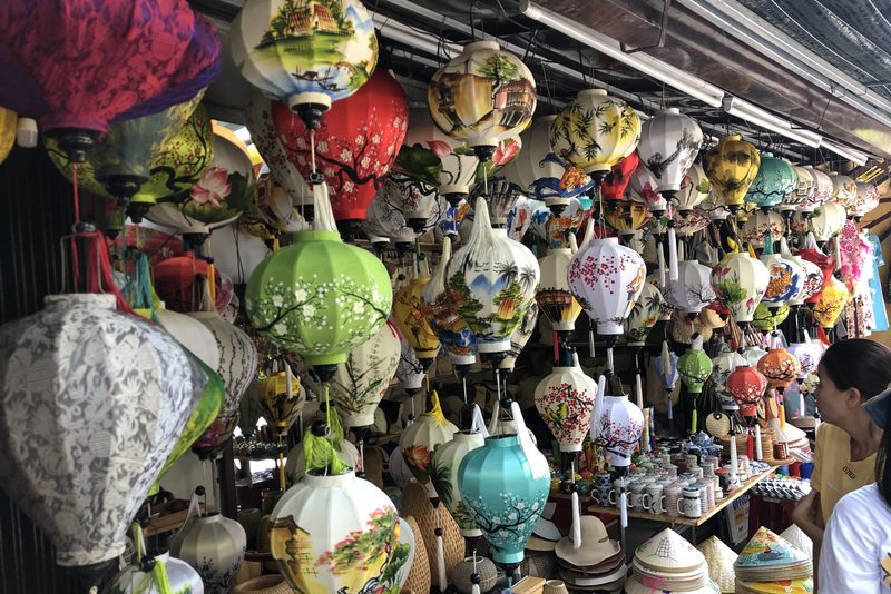 Đèn thả bàn ăn bằng vải cho biệt thự nghỉ dưỡng — LongDenViet xưởng Tân Phú TP.HCM