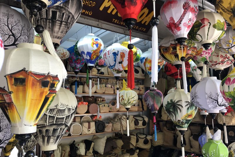 Đèn thả bàn ăn bằng vải cho biệt thự nghỉ dưỡng — LongDenViet xưởng Tân Phú TP.HCM