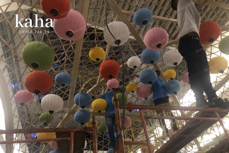 đèn vẽ tranh thiếu nữ áo dài — LongDenViet xưởng Tân Phú TP.HCM