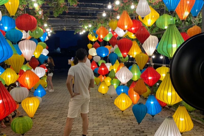 làm đại lý đèn lồng LongDenViet — LongDenViet xưởng Tân Phú TP.HCM