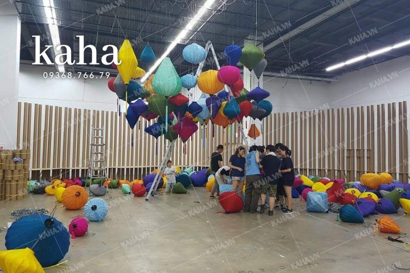 Lồng đèn Hội An trang trí đường phố vào ngày Tết — LongDenViet xưởng Tân Phú TP.HCM