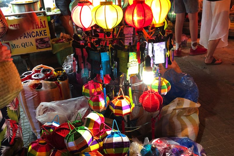 mua đèn lồng Cần Thơ — LongDenViet xưởng Tân Phú TP.HCM