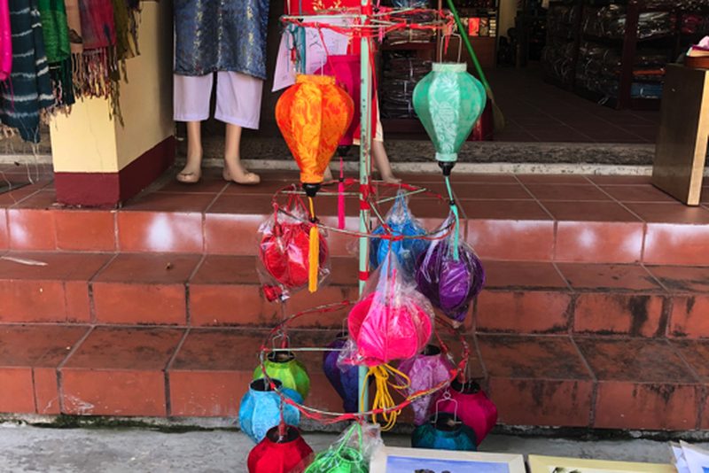 mua đèn lồng quận Gò Vấp TP.HCM — LongDenViet xưởng Tân Phú TP.HCM