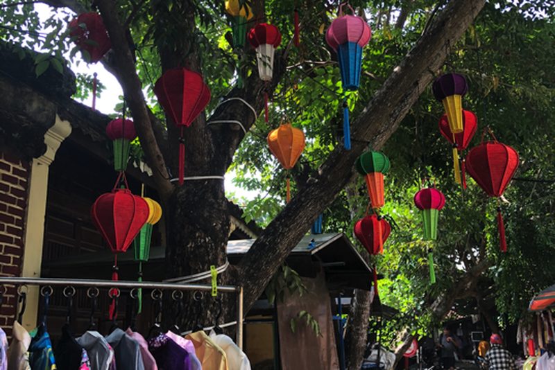 mua đèn lồng quận Gò Vấp TP.HCM — LongDenViet xưởng Tân Phú TP.HCM