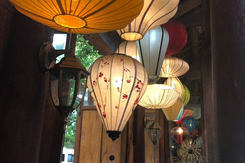 nghề làm đèn lồng thu nhập bao nhiêu — LongDenViet xưởng Tân Phú TP.HCM