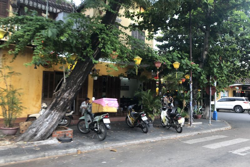 nghề thủ công đèn lồng có còn sống không — LongDenViet xưởng Tân Phú TP.HCM