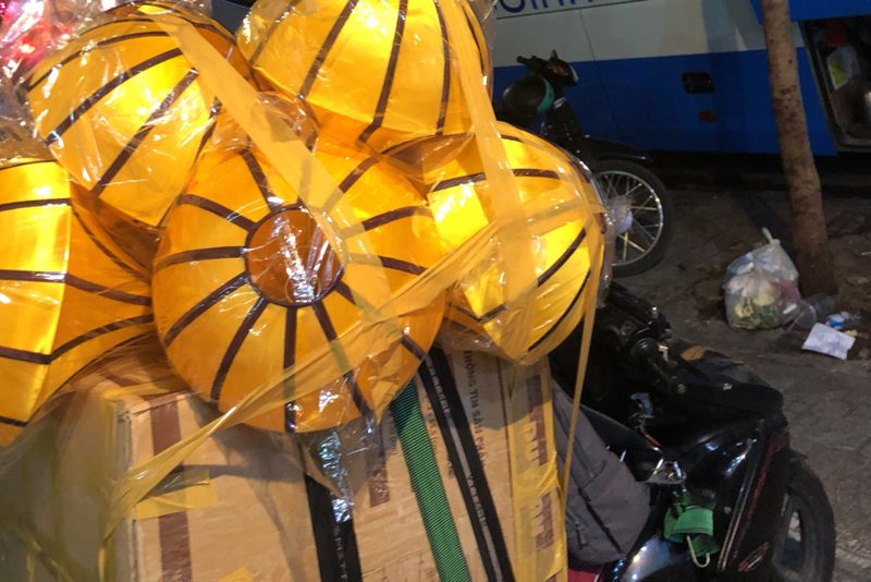 trang trí phòng ngủ châu Á phong thịnh — LongDenViet xưởng Tân Phú TP.HCM