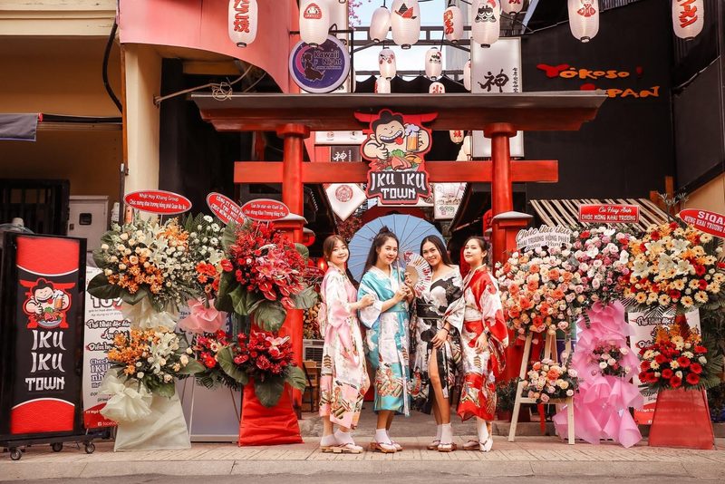 đèn trang trí nhà hàng Nhật Bản — LongDenViet xưởng Tân Phú TP.HCM