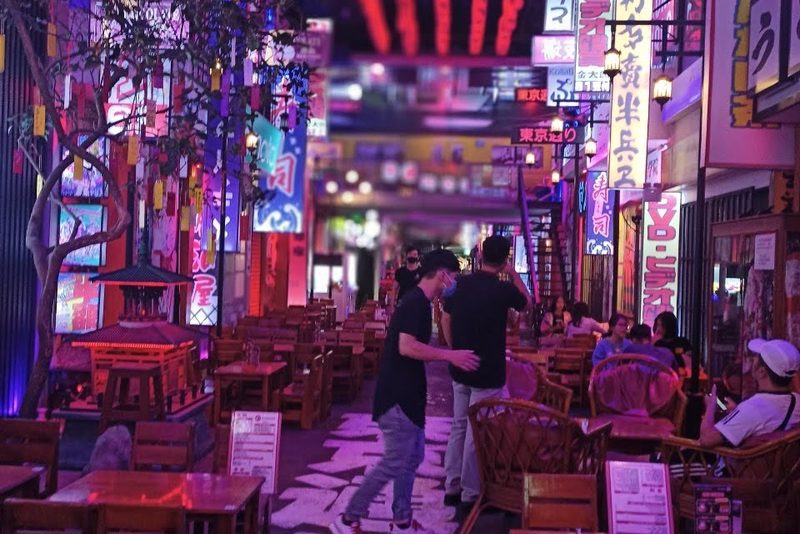 đèn trang trí nhà hàng sushi — LongDenViet xưởng Tân Phú TP.HCM