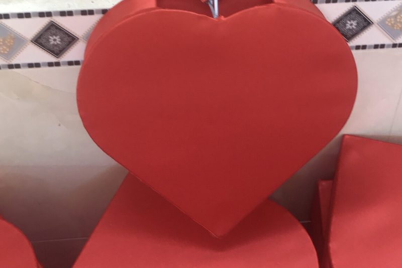 đèn trái tim bán sỉ số lượng lớn — LongDenViet xưởng Tân Phú TP.HCM