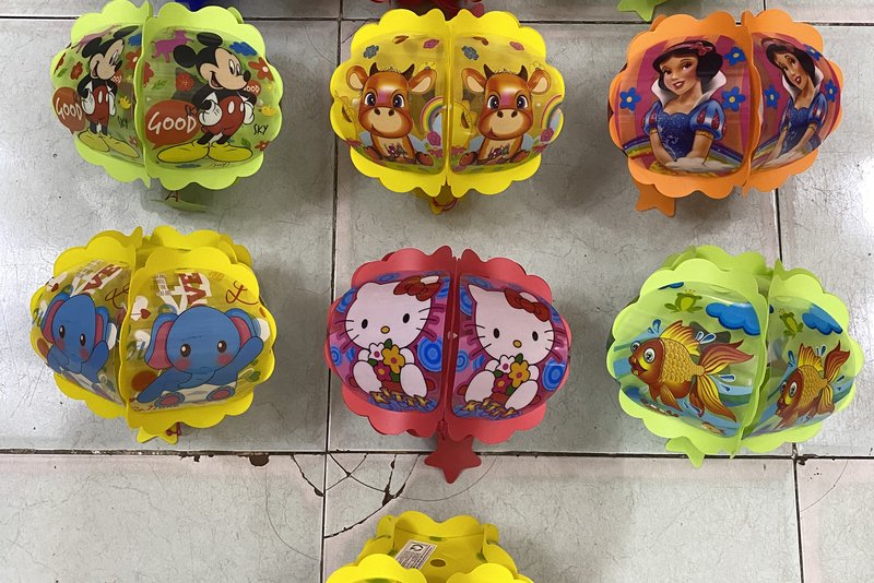 Lồng đèn Trung Thu thủ công đẹp — xưởng Kaha Home Tân Phú