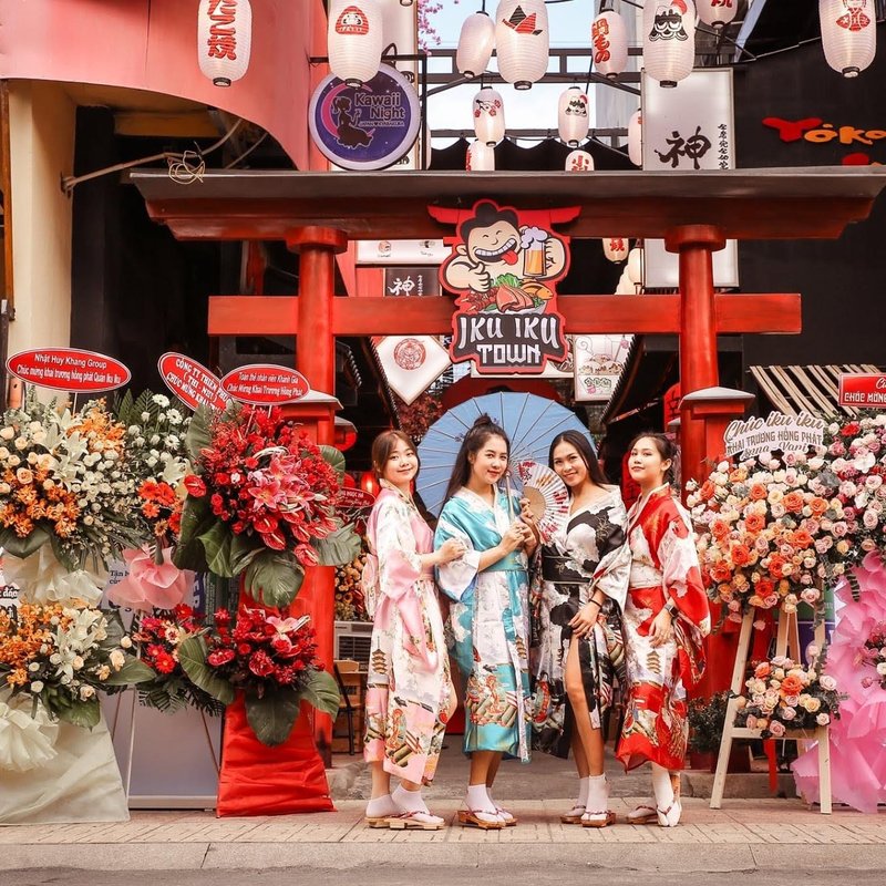 Lồng Đèn Giấy Washi Trang Trí Bàn Thờ — góc nhìn thứ 2