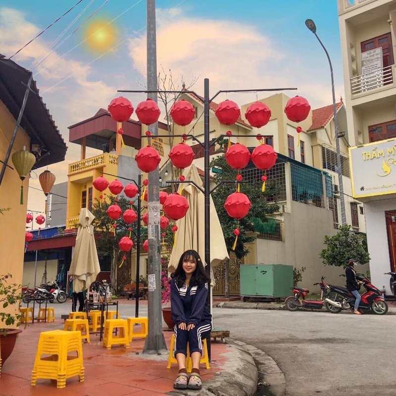 Đèn Lồng Nhựa Mini Trang Trí Bàn Thờ Ngà — góc nhìn thứ 2